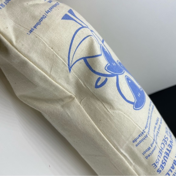 Norwex 3 Fluff and Tumble Dryer Balls - 100% New Zealand Wool - New! - Picture 6 of 6